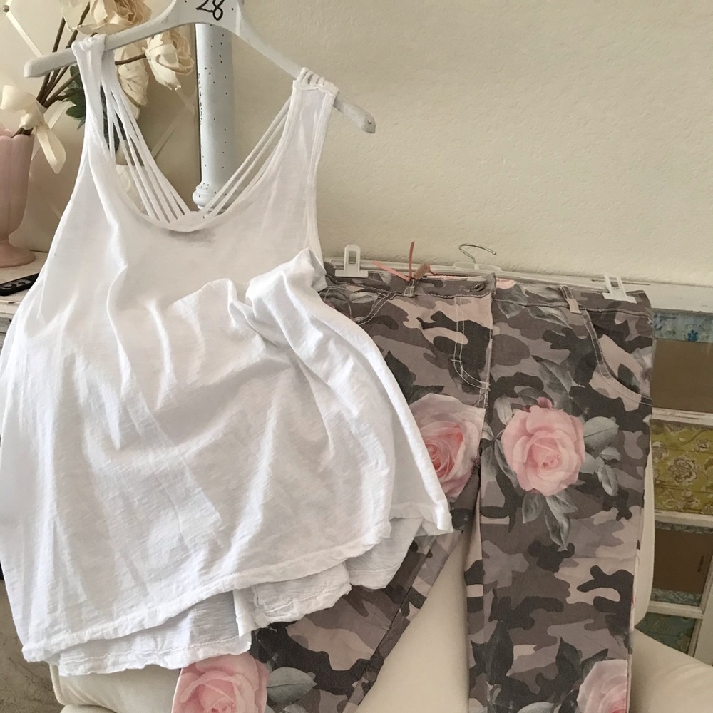 Detailed top